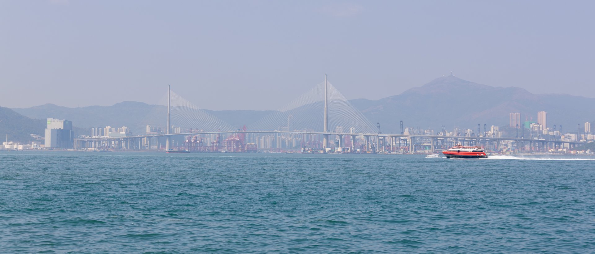 香港