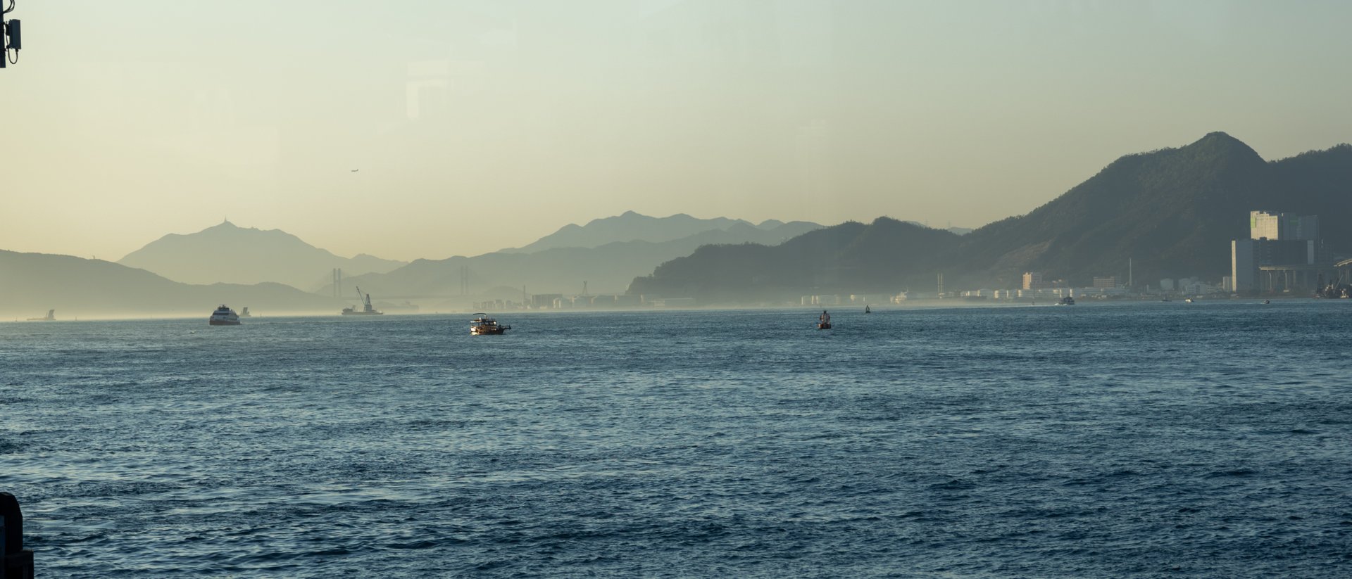 香港